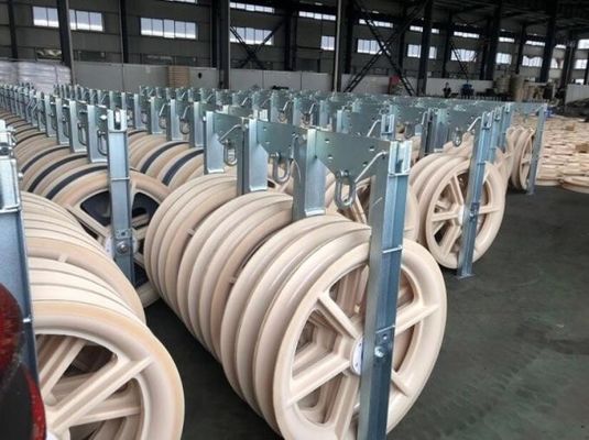 kupować Potrójny blok do przeciągania lin nylonowych o średnicy 660 mm do przeciągania przewodów pilotowych w liniach napowietrznych online manufacture