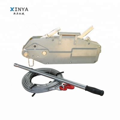 kupować 0.8 Ton Mini Hand Winch with Steel Wire Rope and 20m Lifting Height for Construction Hoist online manufacture